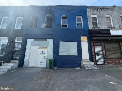 Mixed-Use Building Near Johns Hopkins