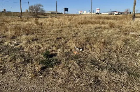 Commercially Zoned Land in Slaton