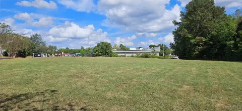 Residential Land in Montgomery, AL