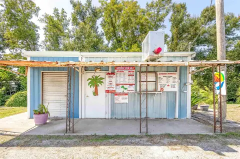 Snowball Stand Restaurant Property