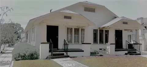 Duplex with Garage