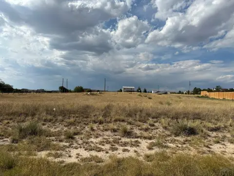 Spacious Land in Pueblo West