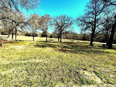 Unrestricted Land with Shop in Azle