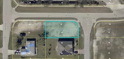Corner Lot in Cape Coral