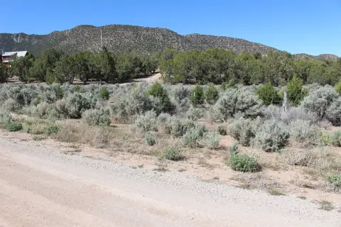 Land in Old Iron Town
