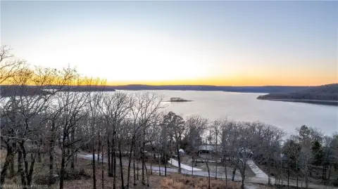 Lake Tenkiller View Land