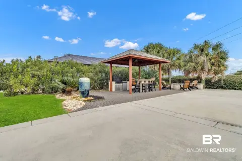 Motorcoach Resort Site with Outdoor Kitchen