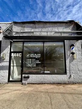 Retail Storefront in Roslyn, NY