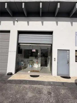 Flex Office-Warehouse Units