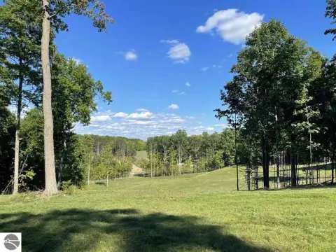 Residential Land with Cleared Building Site