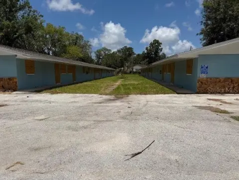 19-Unit Apartment Building