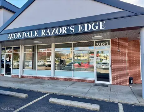 Retail Space in Avondale Plaza