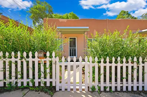 Duplex with Fenced Yards