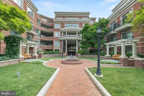 Residential Income Property with Elevator