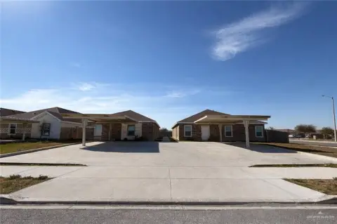 Edinburg Fourplex Built in 2022