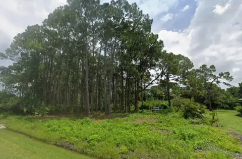 Port Charlotte Vacant Land Parcel