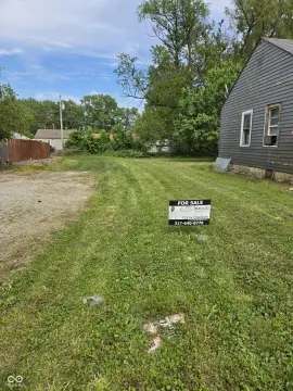 Residential Lot in Established Neighborhood