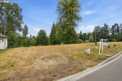 R4 Cul-de-Sac Home Site
