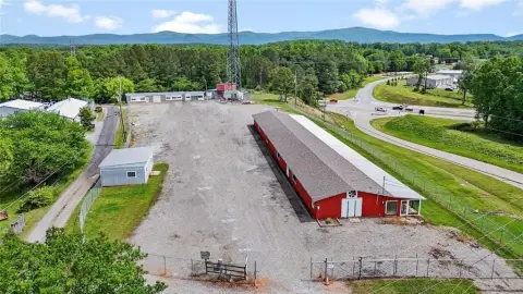 Commercial Multi-Building Property