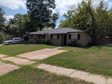 Brick Duplex with Fenced Yard