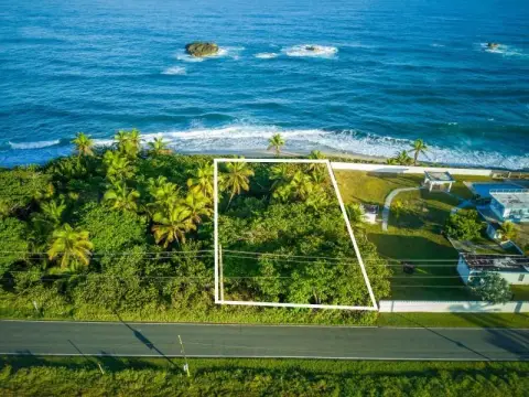 Beachfront Land in Arecibo, PR
