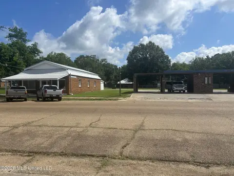 Multi-Bay Car Wash and Laundromat