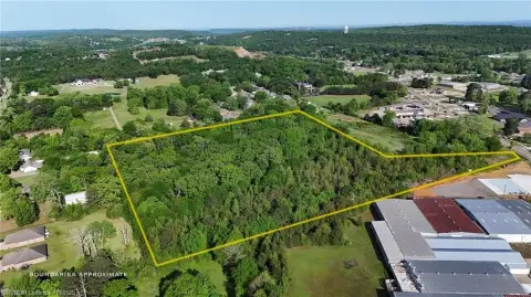 Greenwood Acreage on Center Street