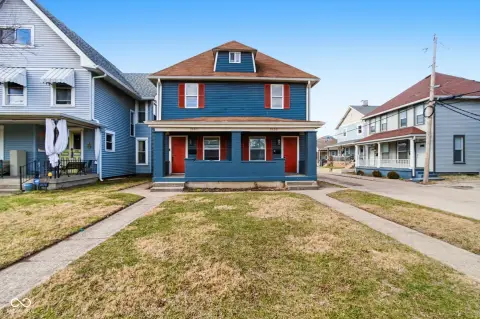 Remodeled Quadruplex in Fountain Square