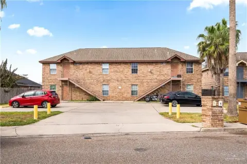Edinburg Fourplex: Turnkey Investment