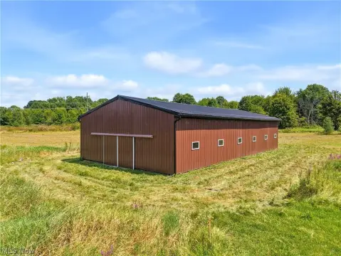 Land with Pole Barn