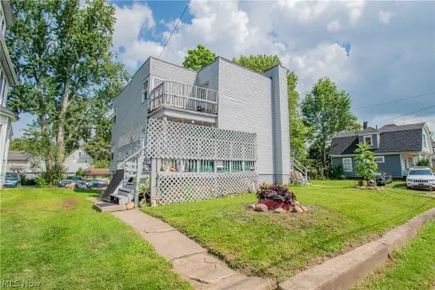Four-Unit Quadplex with Parking