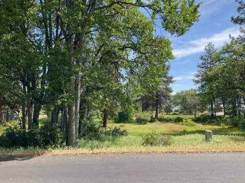 Residential Land in Klamath Falls