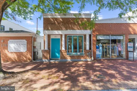 Renovated Mixed-Use Property
