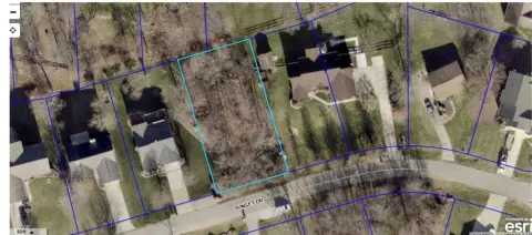 Residential Lot Near Community Pool