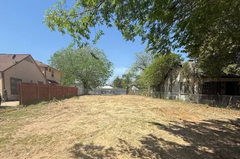 Cleared Lot in Dallas, TX