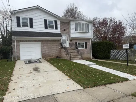 Live-Work Dental Office Property