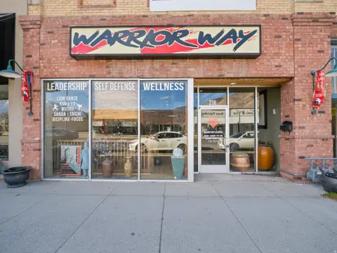 Versatile Commercial Space on Main