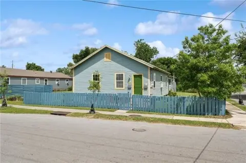 Residential Income Duplex Cottage