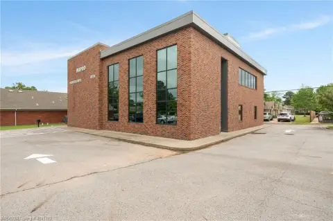 Medical-Ready Professional Office Building