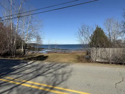 Shorefront Land on Islesboro Harbor