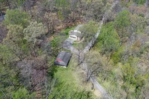 Secluded Land Parcel with Pole Barn