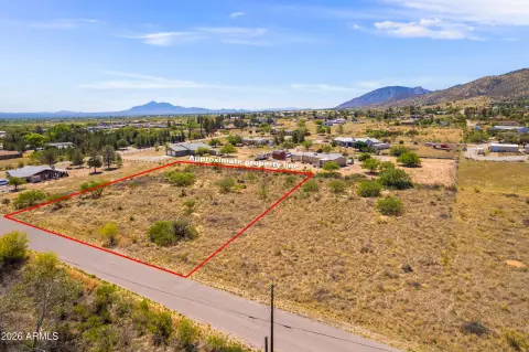 Hereford Land with Mountain Views