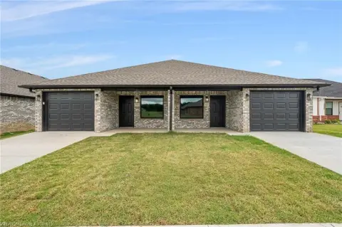 New Duplex in Chaffee Crossing