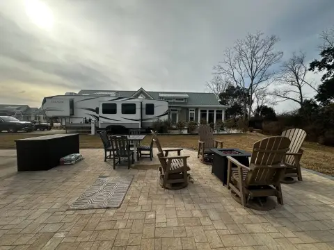 RV Lot in Lake Osprey