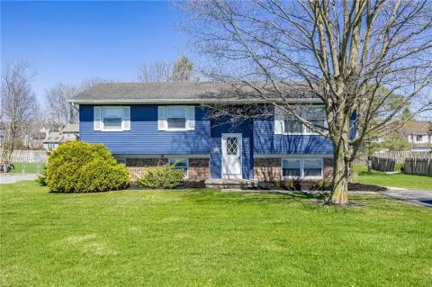 Updated Duplex: Income and Flexibility