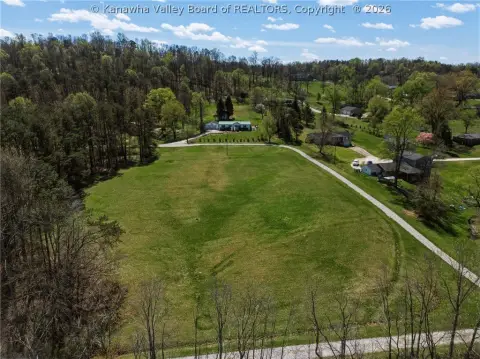 Hurricane WV Equestrian-Ready Acreage