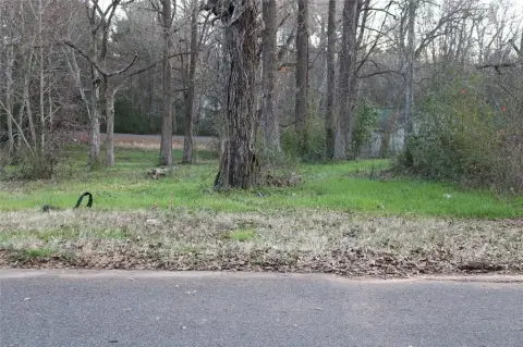 Residential Lot in Marshall, TX