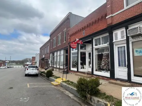 Historic Building in Cole Camp