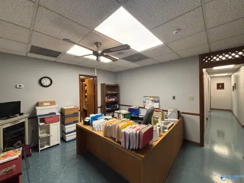 Huntsville Commercial Space with Shop