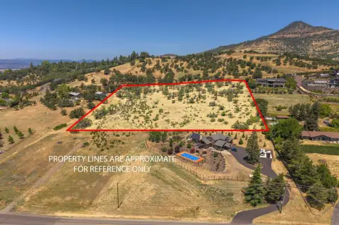 Medford Land with Panoramic Views